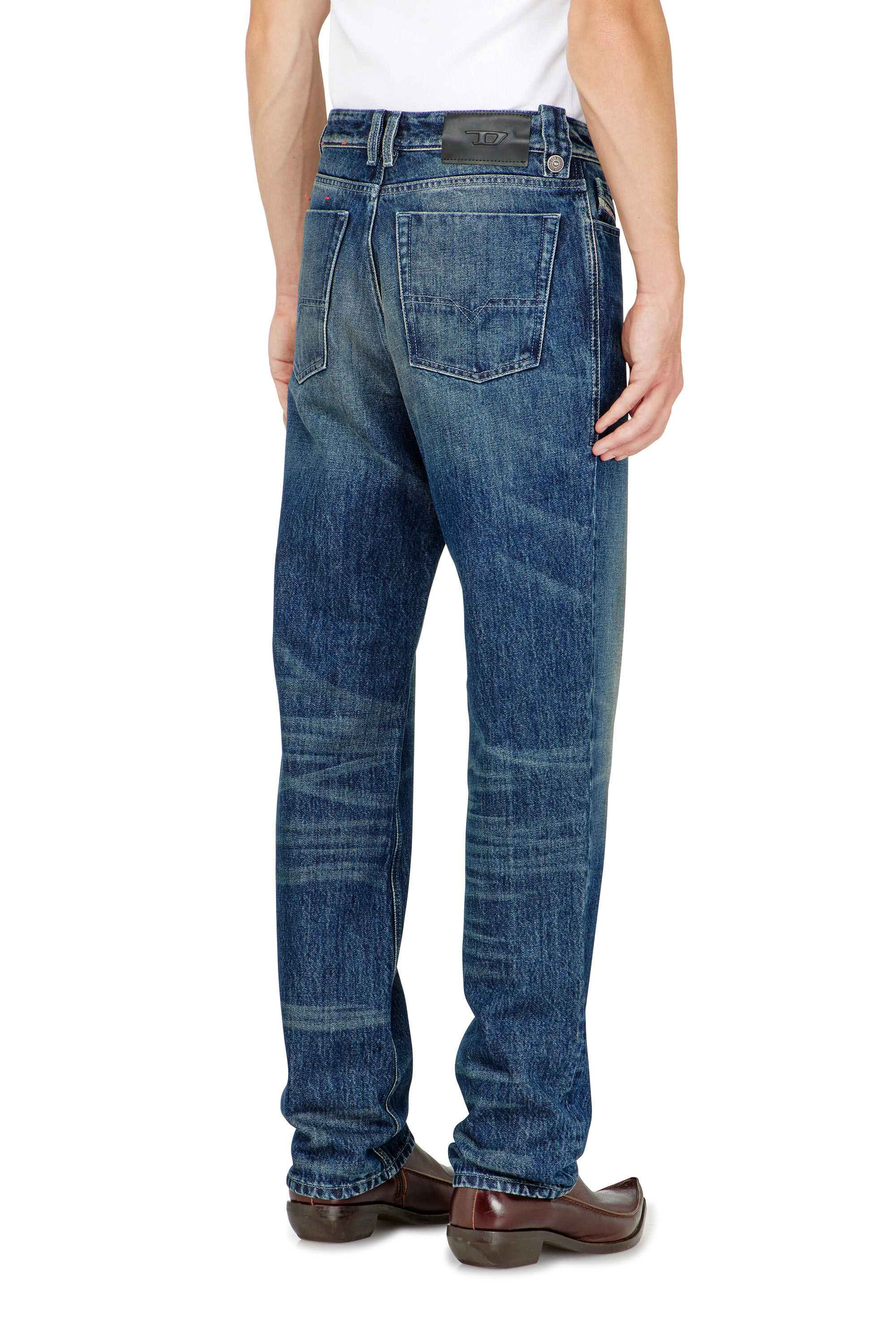 Diesel - Man's Regular Jeans 1991 D-Voeed 007FZ, Dark Blue - 5