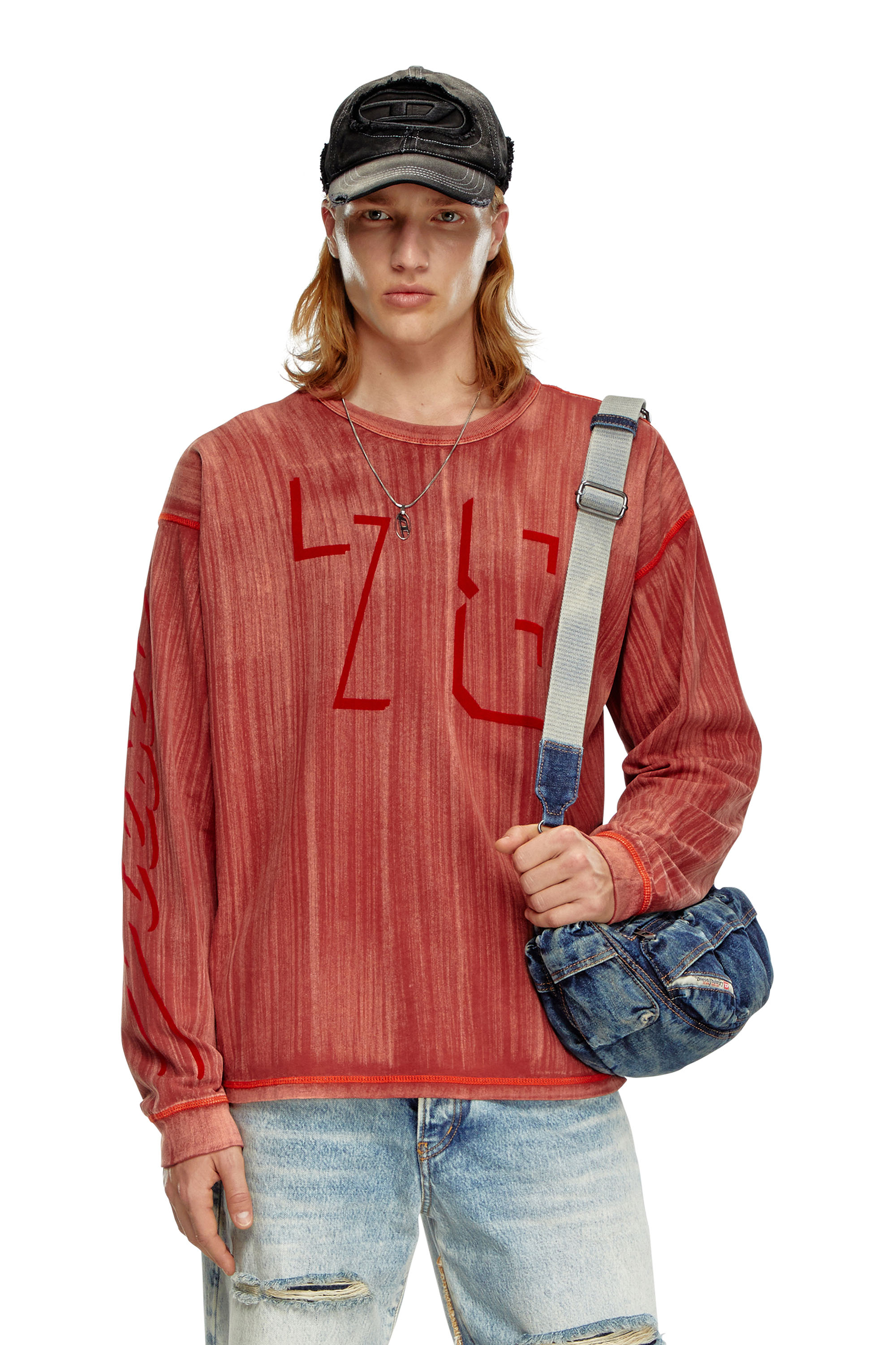 Diesel - T-BOXT-LS-Q2, Man's Long-sleeve T-shirt with brushstroke fading in Red - 1