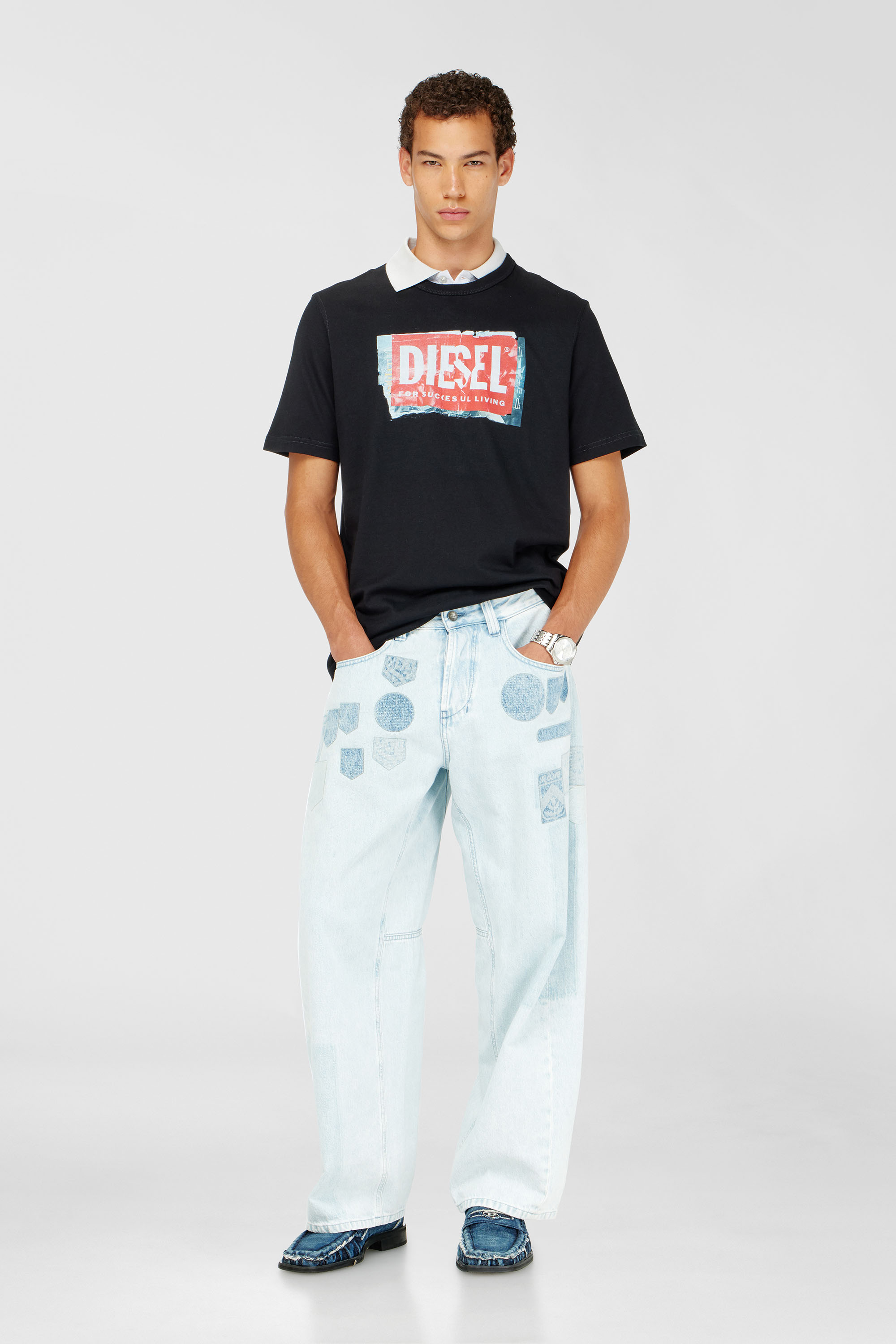 Diesel - T-ADJUST-Q6, Man's T-shirt with crumpled-effect logo in Black - 2
