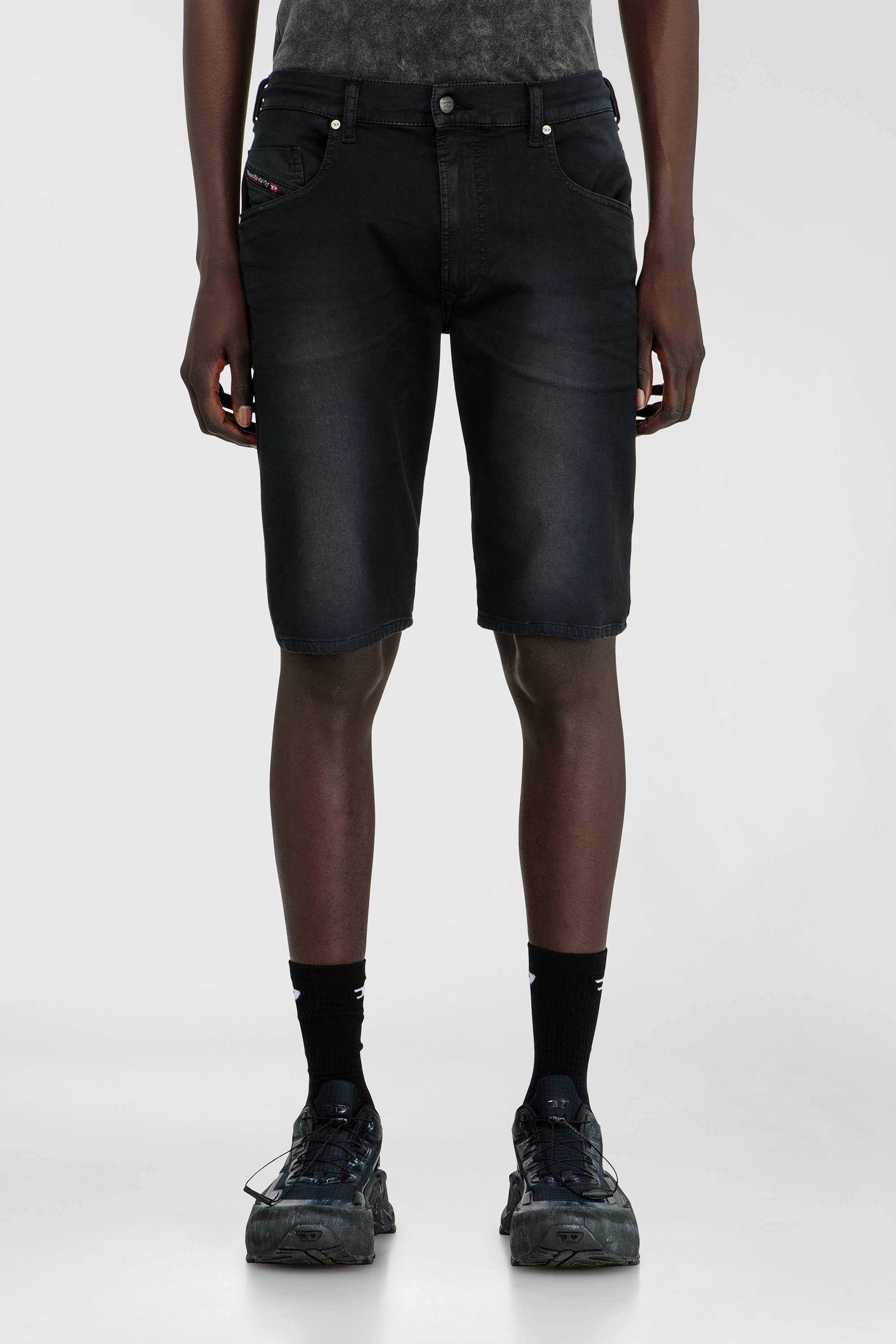 Diesel - 2033 D-KROOLEY-SHORT-BW JOGG, Man's Slim shorts in coloured denim in Black - 1
