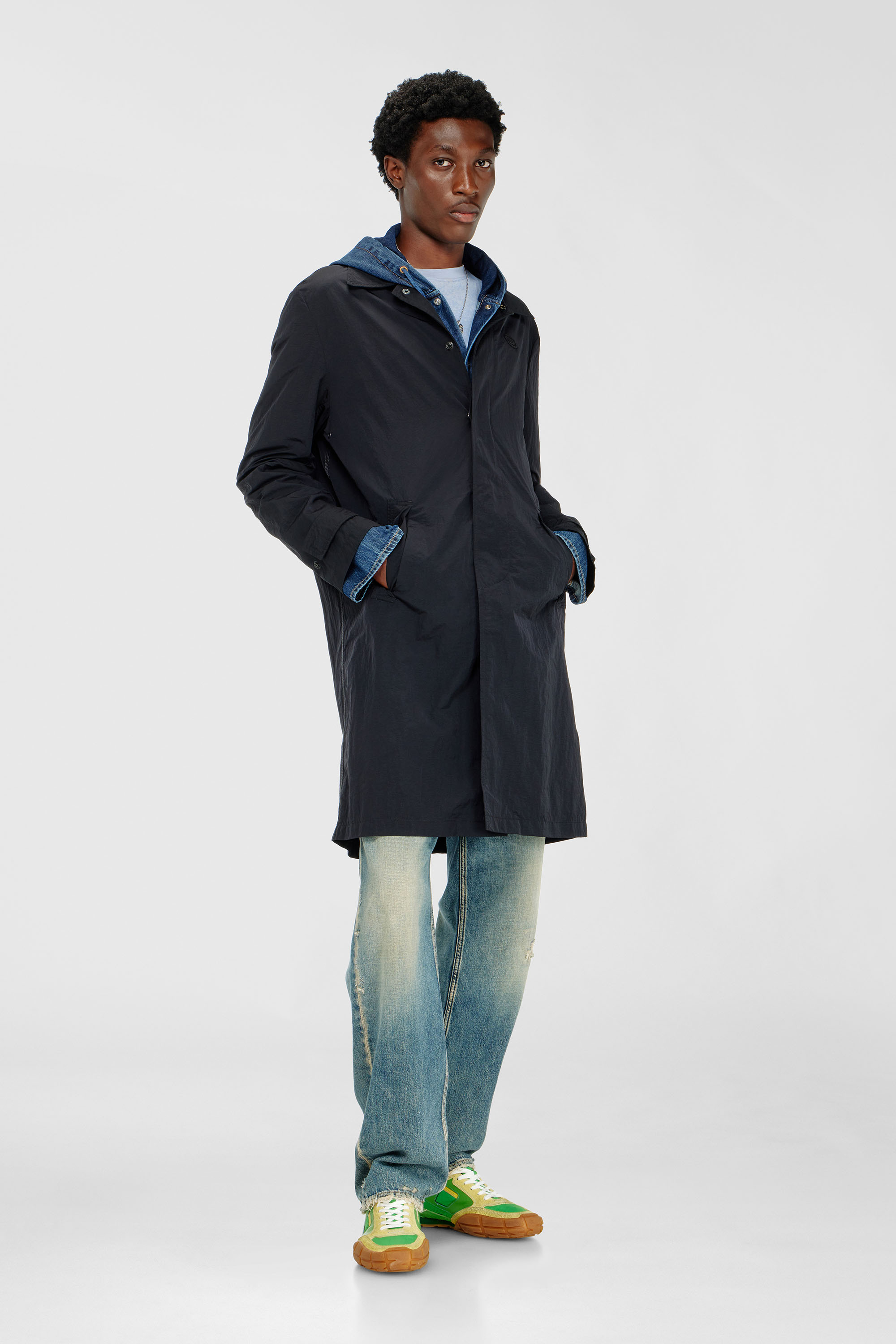 Diesel - J-BURHAT, Man's Nylon coat with shiny crinkle finish in Black - 2