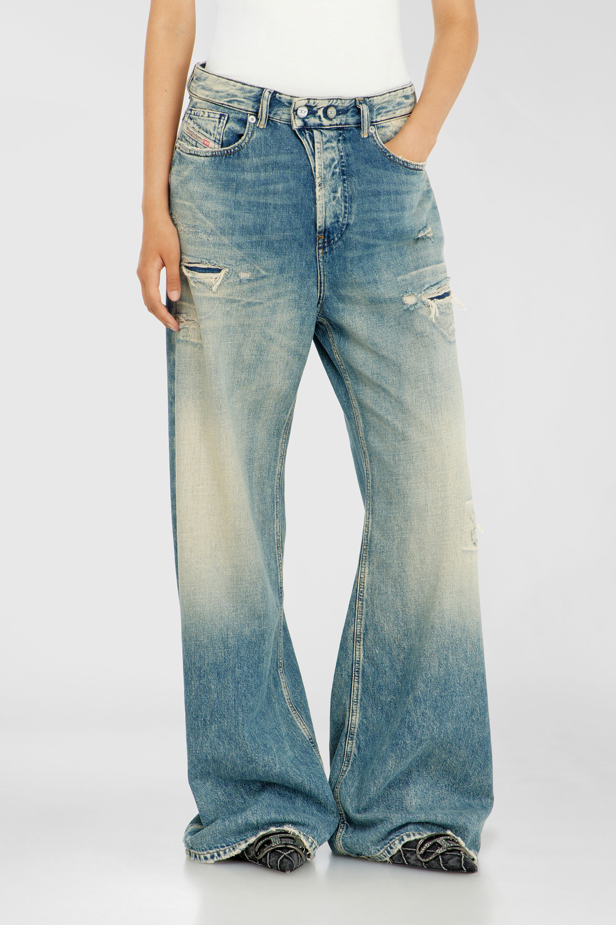 Diesel - Woman's Relaxed Jeans 1996 D-Sire 09P62, Medium blue - 1