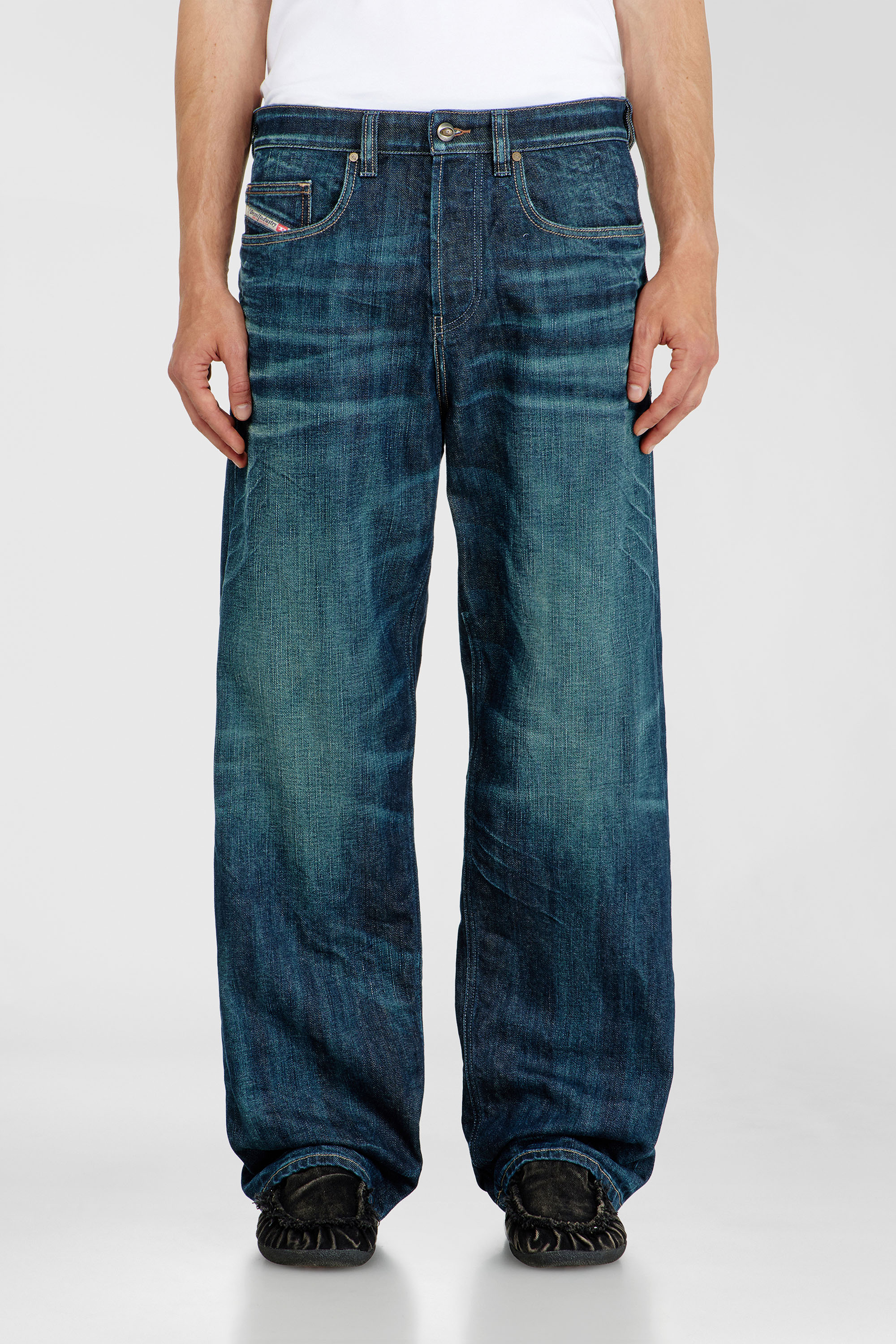 Diesel - Man's Relaxed Jeans 2001 D-Macro 09Q04, Dark Blue - 1