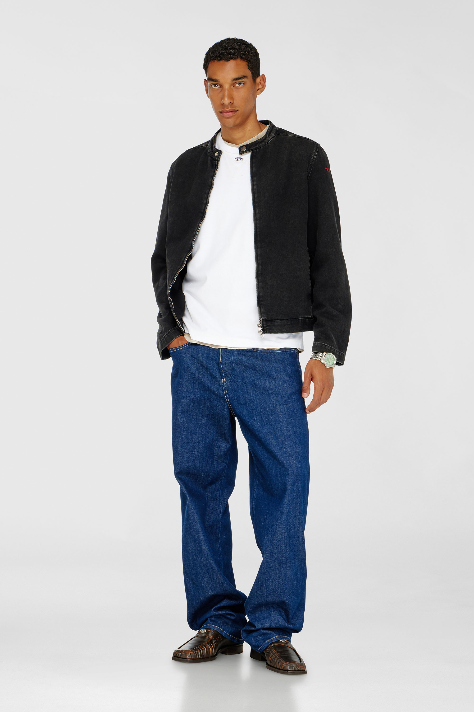 Diesel - T-MADJUST-TR, Man's Regular T-shirt with crew neck and Oval D in White - 2