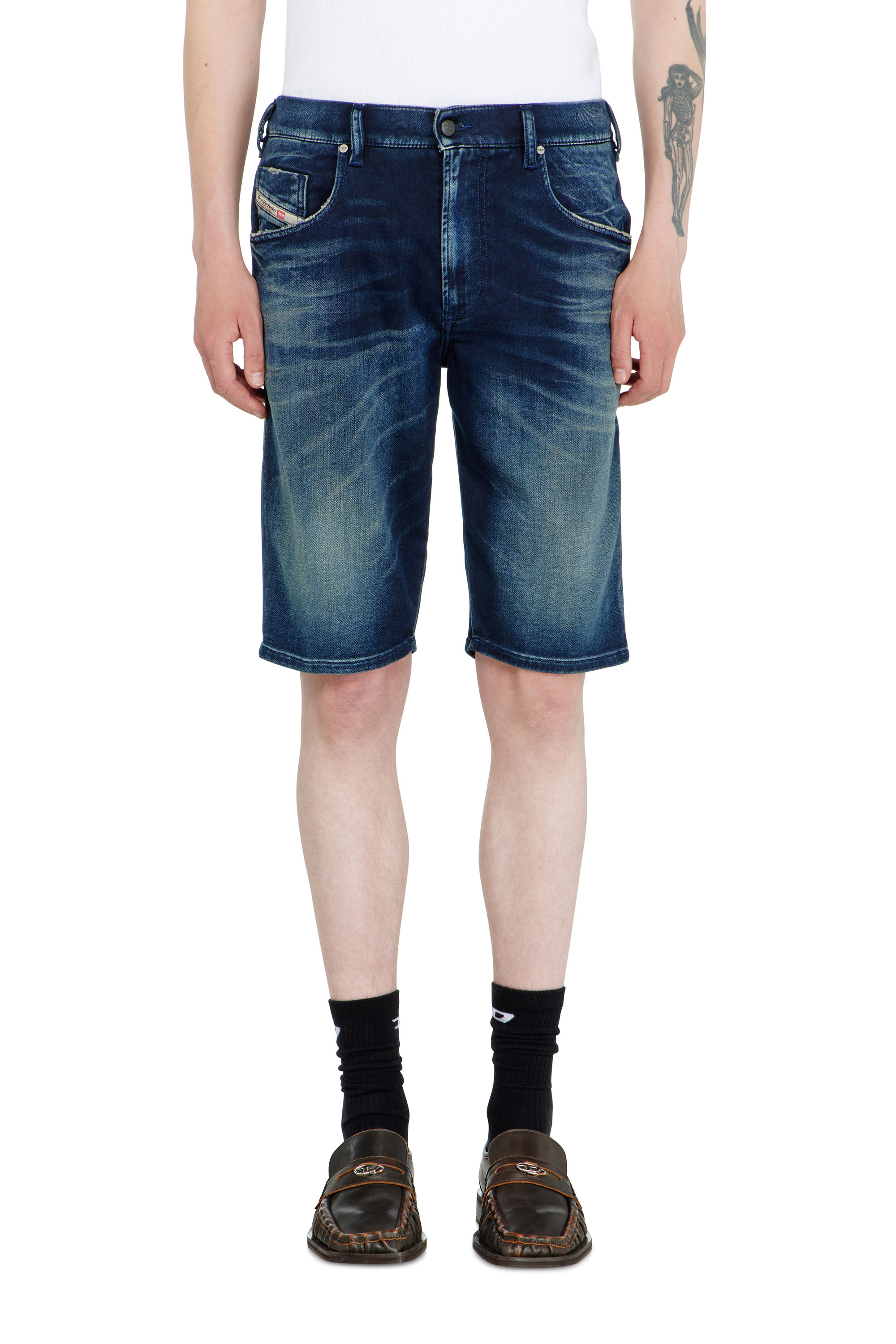 Diesel - 2033 D-KROOLEY-SHORT-BW JOGG, Man's Chino shorts in shaded JoggJeans in Dark Blue - 2
