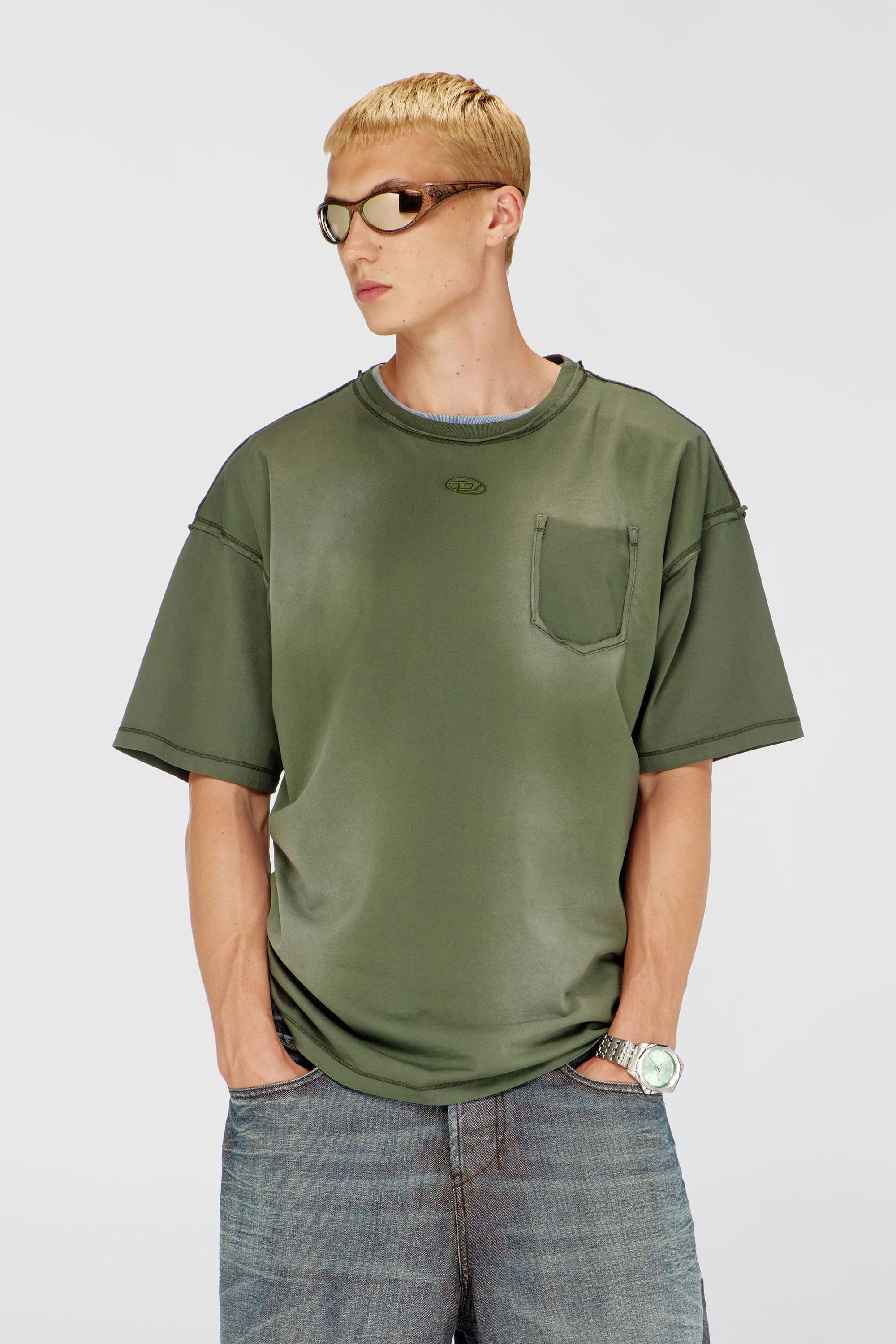 Diesel - T-POCK, Man's Faded T-shirt with ripped pocket detail in Military Green - 1