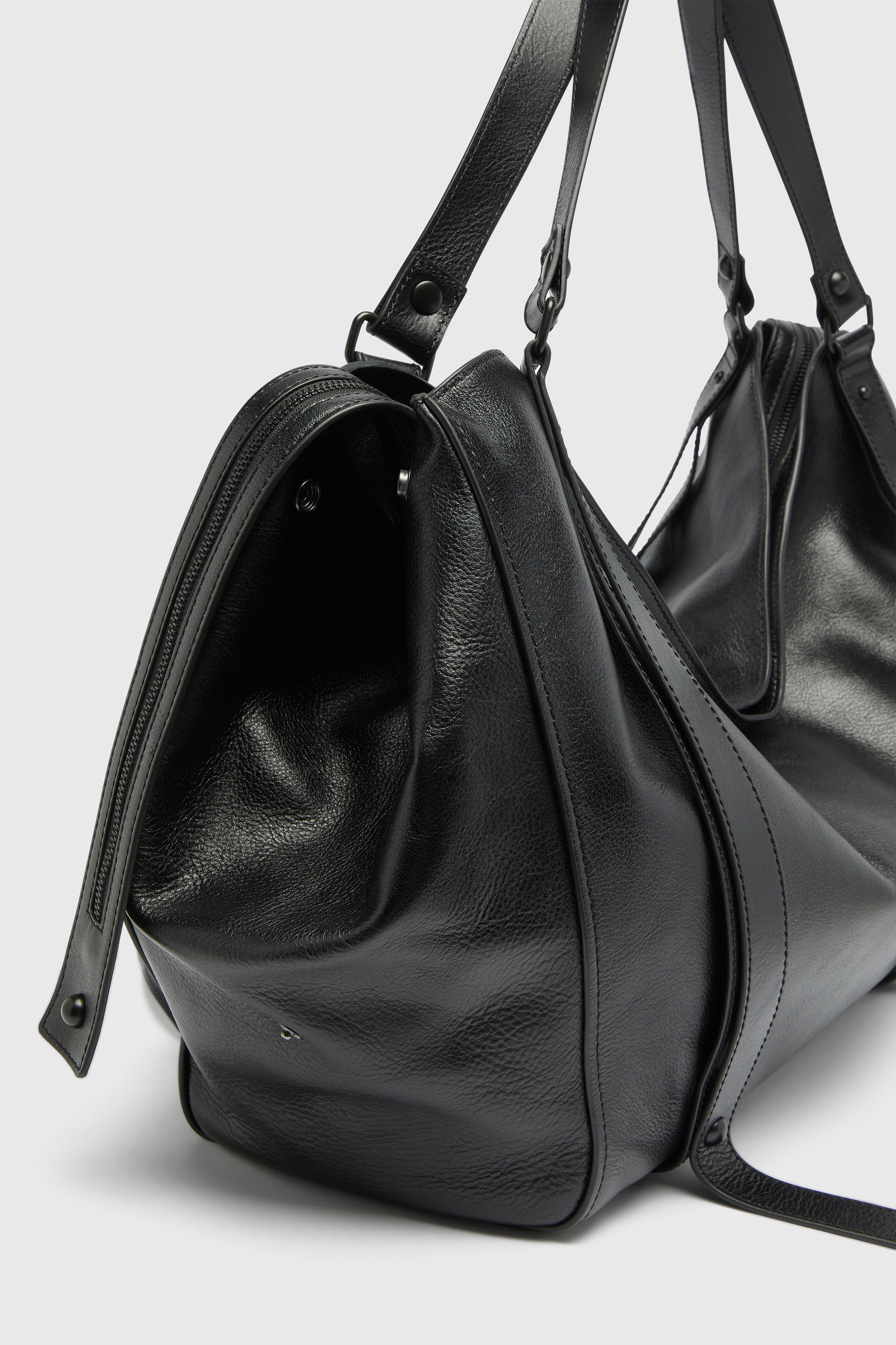Diesel - D-ONE DUFFLE 48H, Unisex's D-One-Duffle bag in leather in Black - 5