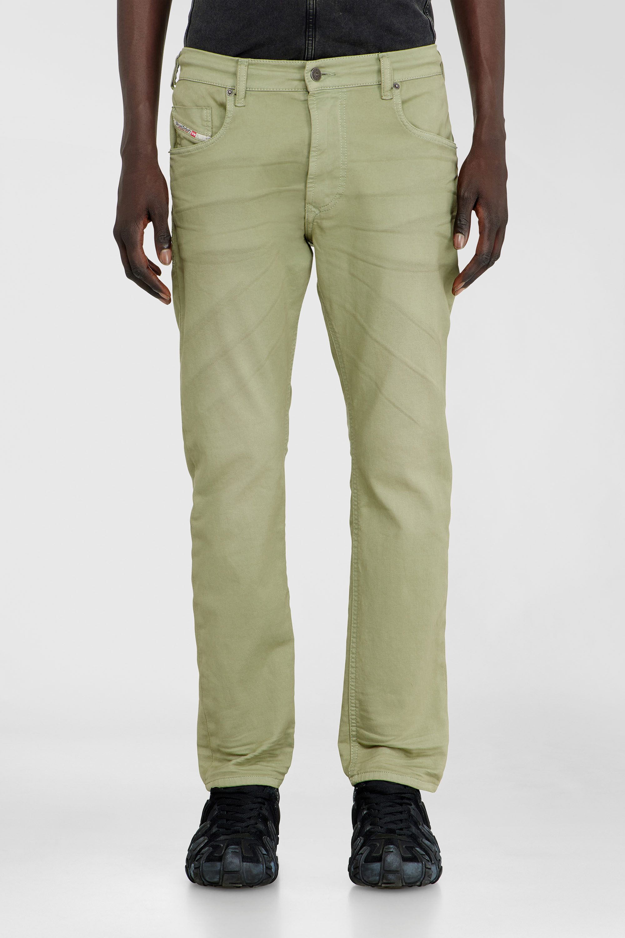 Diesel - Man's Regular 2032 D-Krooley-BW Joggjeans&reg; 0670M, Olive Green - 1